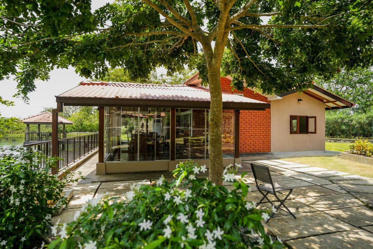 Malala Retreat Hotel Hambantota Ngoại thất bức ảnh
