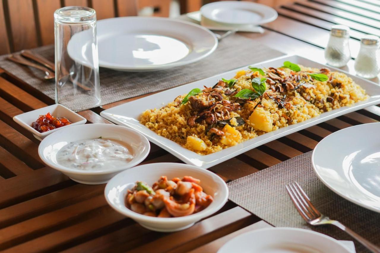 Malala Retreat Hotel Hambantota Ngoại thất bức ảnh