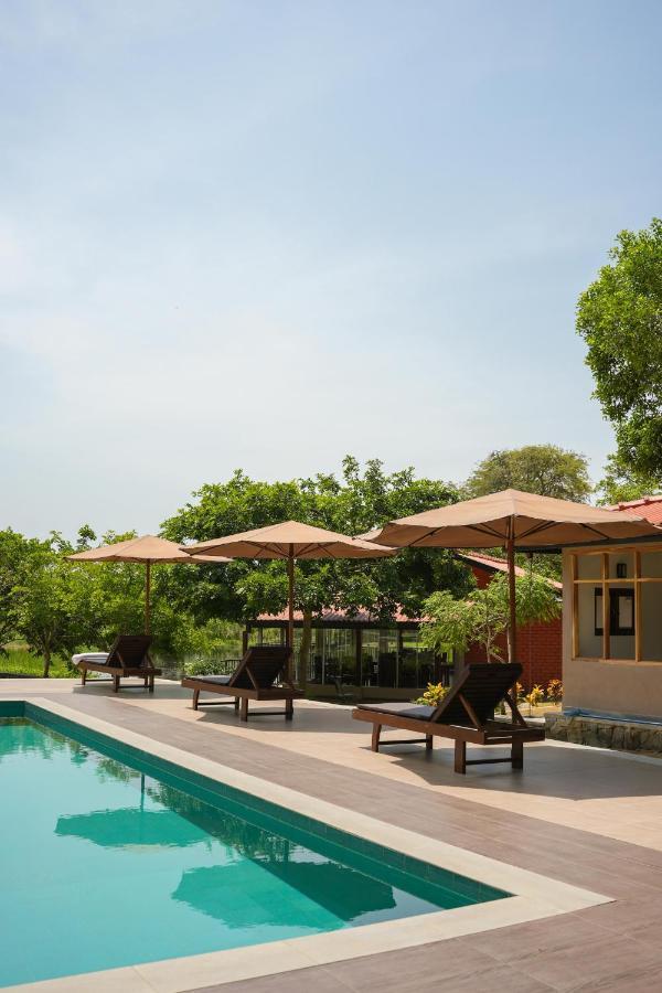 Malala Retreat Hotel Hambantota Ngoại thất bức ảnh