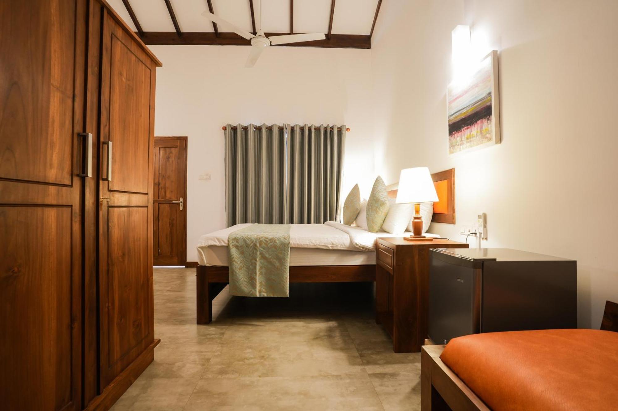 Malala Retreat Hotel Hambantota Ngoại thất bức ảnh
