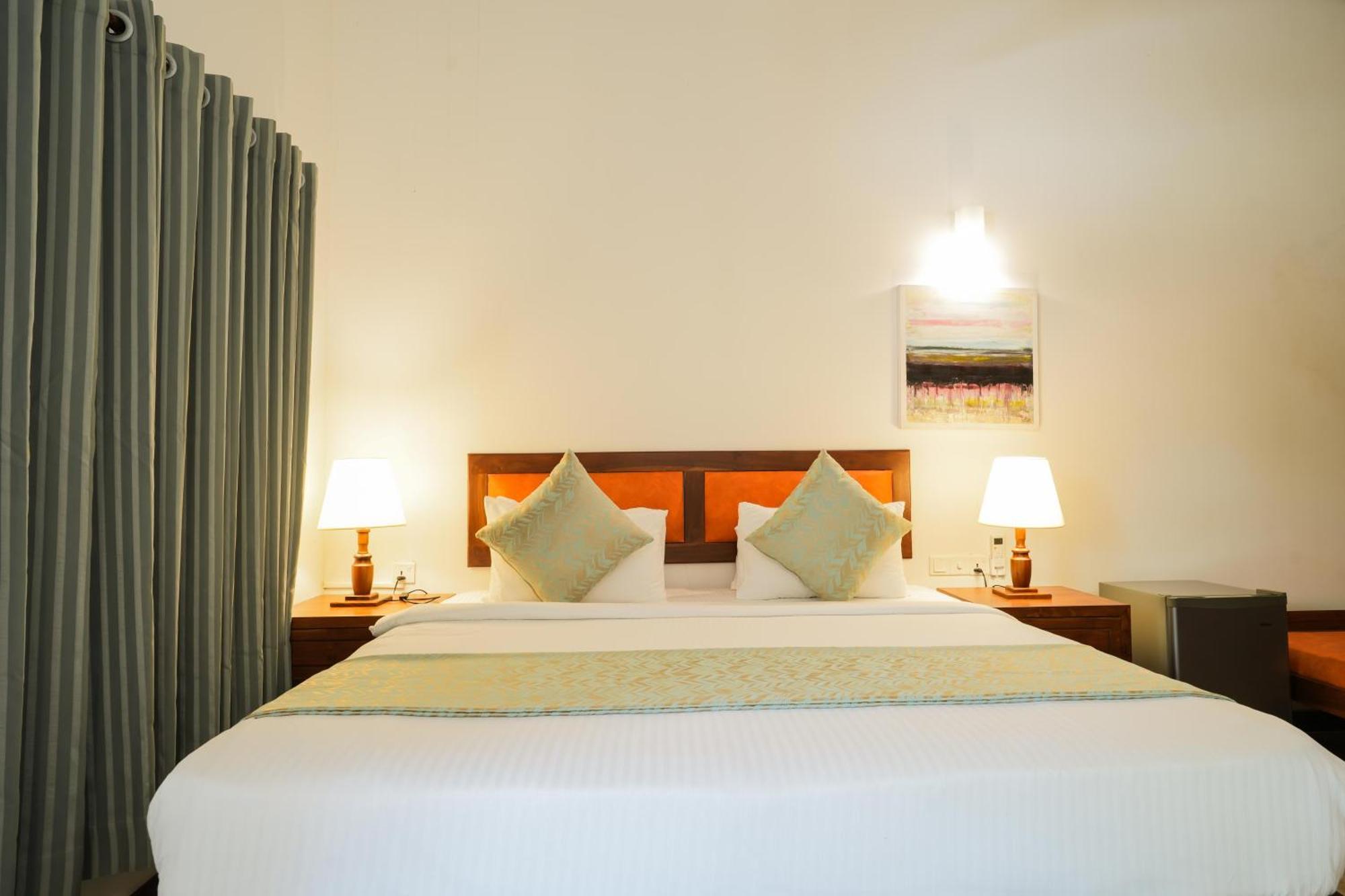 Malala Retreat Hotel Hambantota Ngoại thất bức ảnh